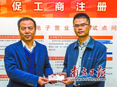 热烈：匚壹攀准一竦萌骋槐曜嫉缱佑抵凑